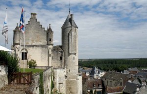 Loches1